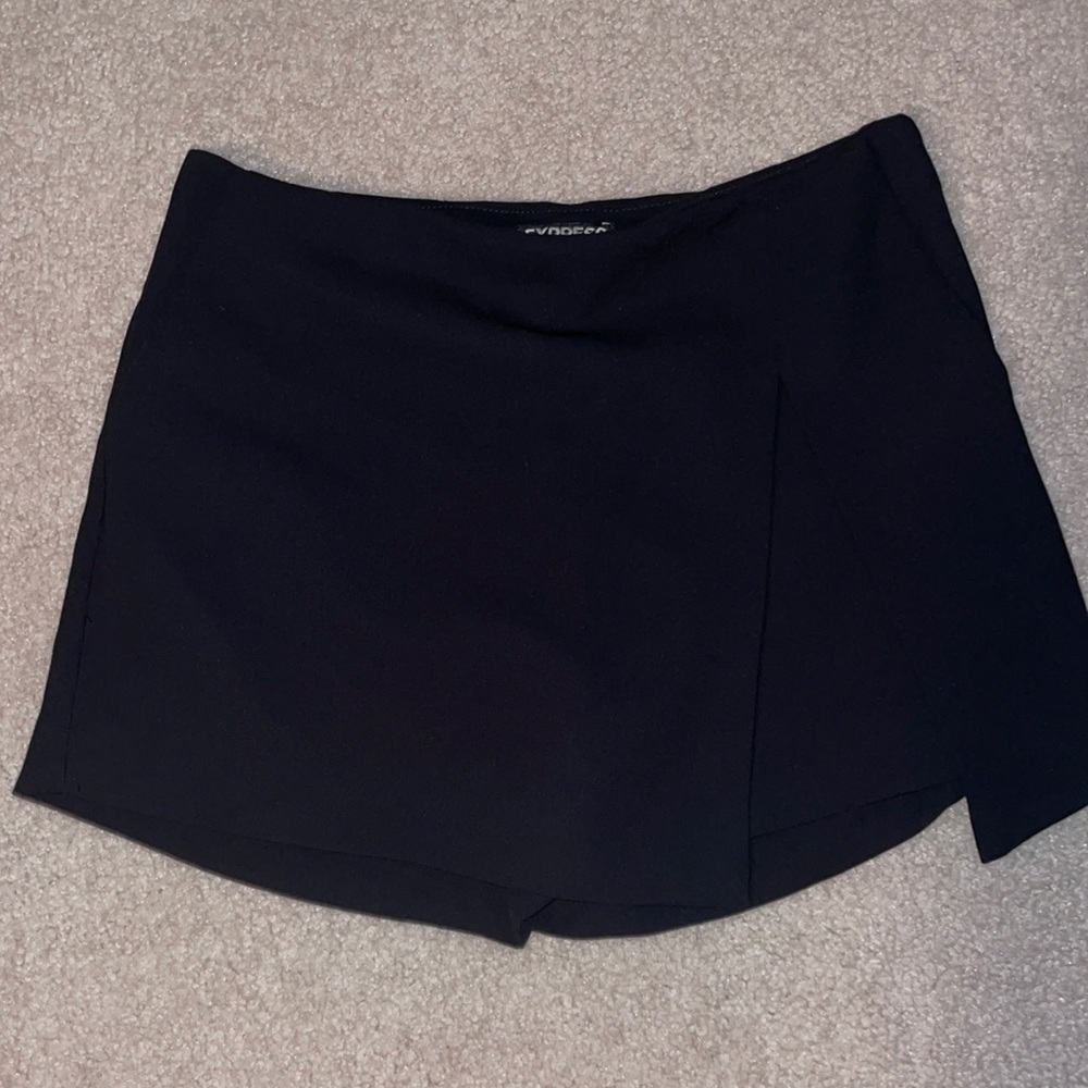 Express Skort